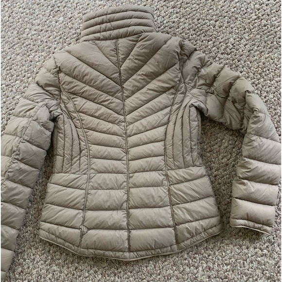 Tan women’s Michael Kors - Picture 2 of 4